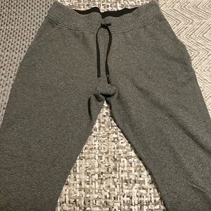Worn once Gray lululemon joggers size 8